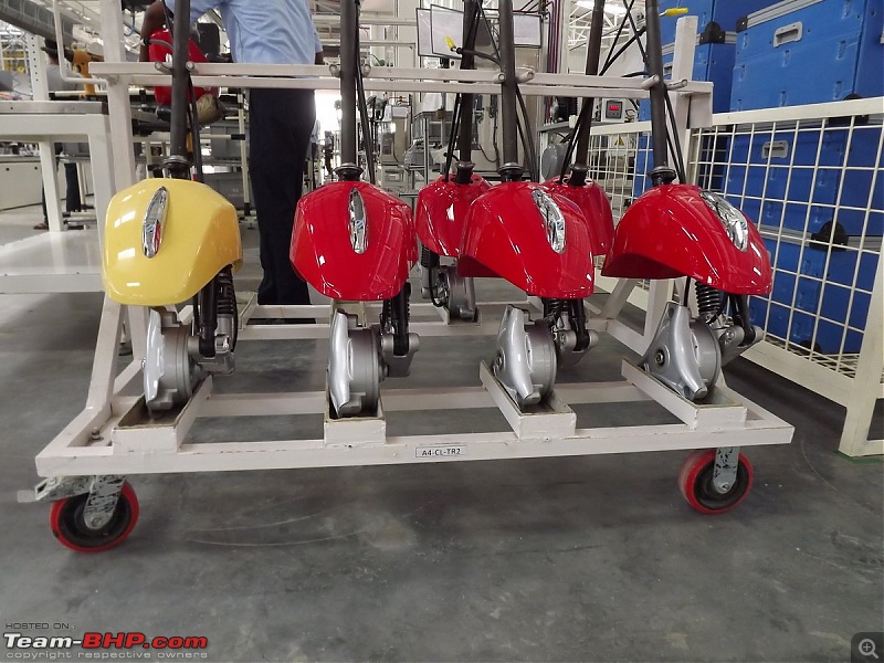 Pics & Report: At Piaggio's new Vespa Plant-assembly-line-29.jpg