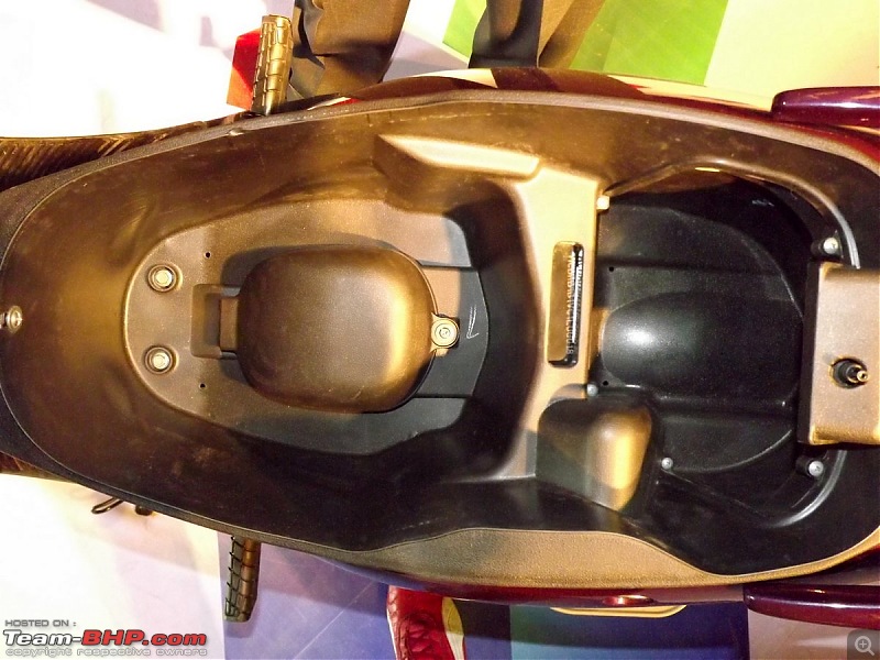 2012 Mahindra Rodeo RZ Unveiled - Ride Report & Pics-under-seat-4.jpg