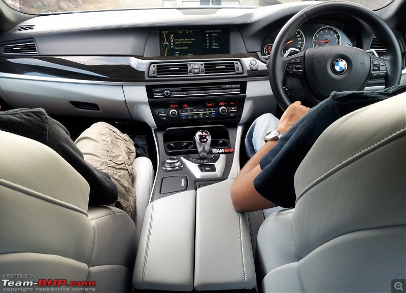 BMW M5 : Driven-2_interior.jpg