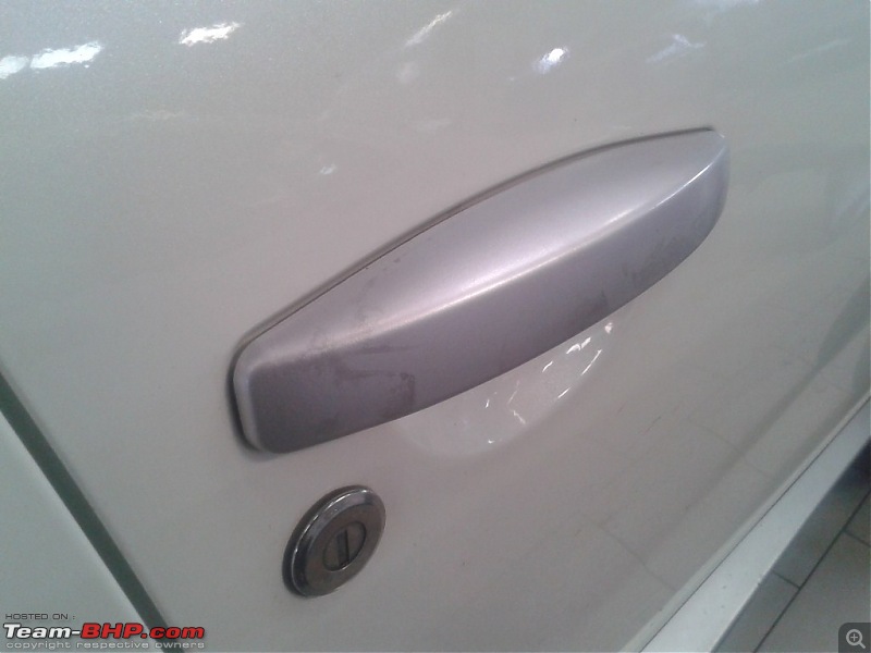 Renault Duster : Official Review-fr-door-handle-stain.jpg