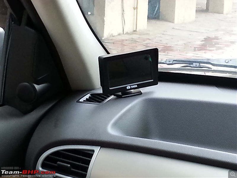 Tata Safari Storme : Official Review-reverse-cam.jpg