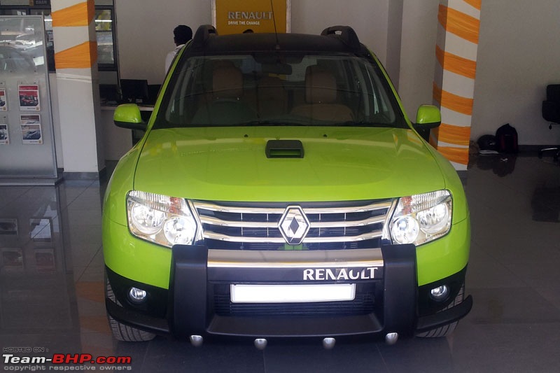 Renault Duster : Official Review-duster_dcross_renaultthrissur_front.jpg