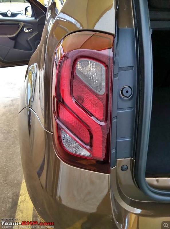 Renault Duster : Official Review-04.-tail-light.jpg