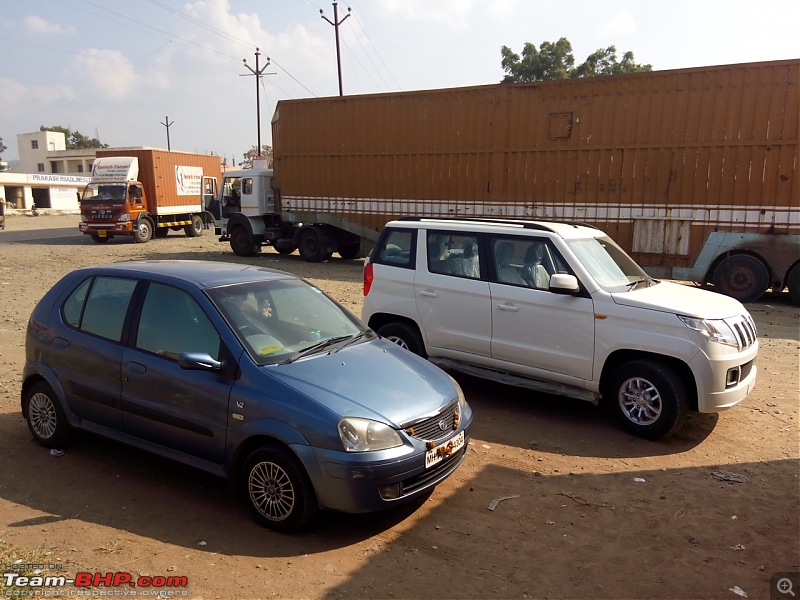 Mahindra TUV300 : Official Review-my-old-workhorse-blue-indica-standing-besides-white-tuv.jpg