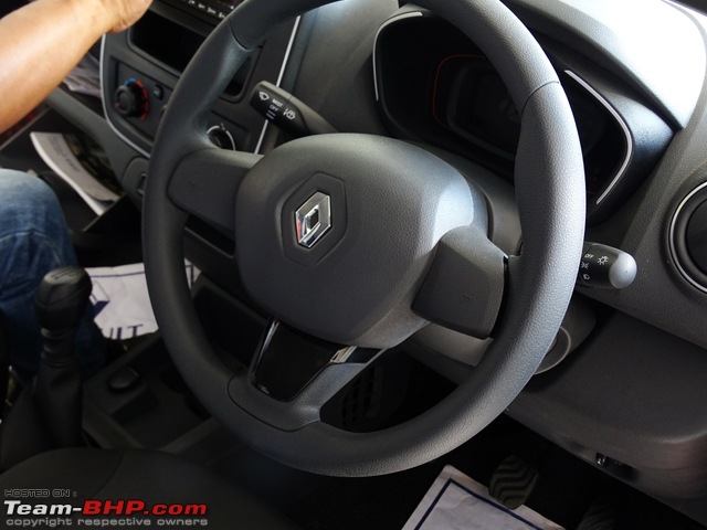 Renault Kwid : Official Review-steering-wheel.jpg