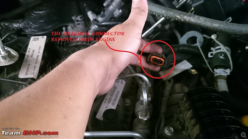 Mahindra TUV300 : Official Review-original-socket.jpg