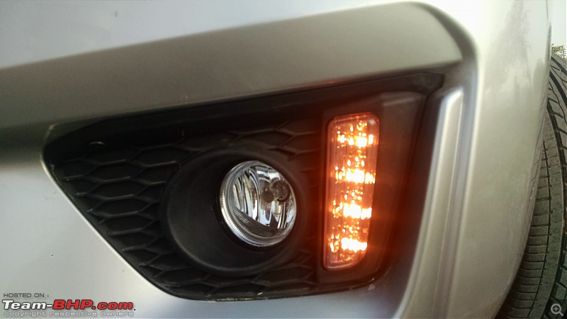 Honda Jazz : Official Review-drl-indicator-2.jpg