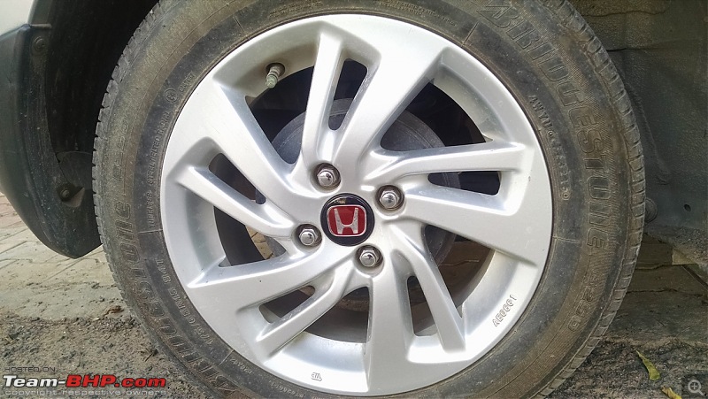 Honda Jazz : Official Review-jdm-hub-cap-installed.jpg