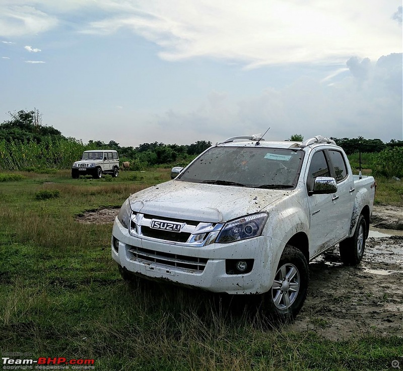 Isuzu D-Max V-Cross : Official Review-isuzu-vcross-sumitro-2.jpg