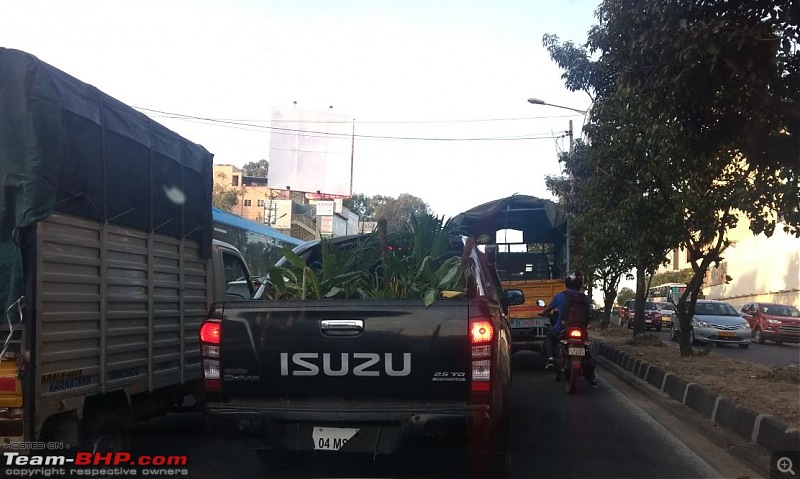 Isuzu D-Max V-Cross : Official Review-3.jpg