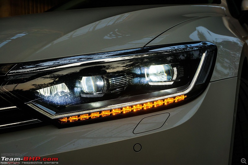 Volkswagen Tiguan : Official Review-passat-led-headlight.jpg