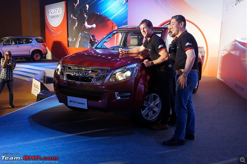 Isuzu D-Max V-Cross : Official Review-2.jpg