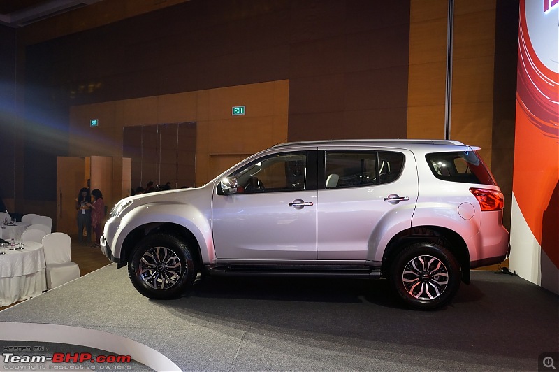 Isuzu D-Max V-Cross : Official Review-12.jpg