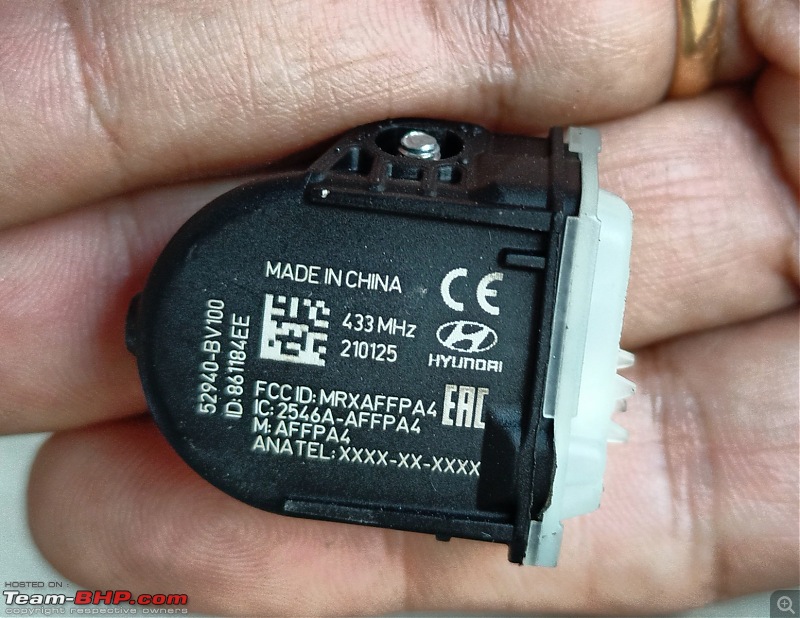 Hyundai i20 Review-tpms-sensor.jpg