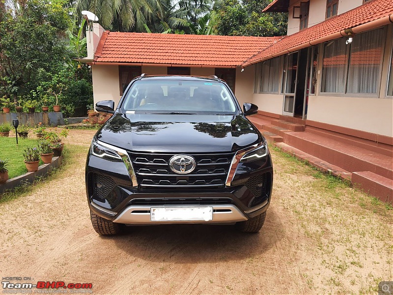 2021 Toyota Fortuner Legender & Facelift Review-photo1635070968.jpeg