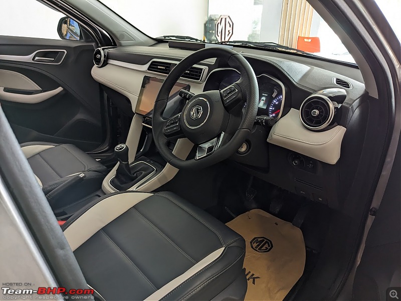 MG Astor Review-interiors1.jpg
