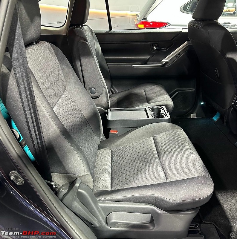 Toyota Innova Hycross Review-smartselect_20230116102648_instagram.jpg