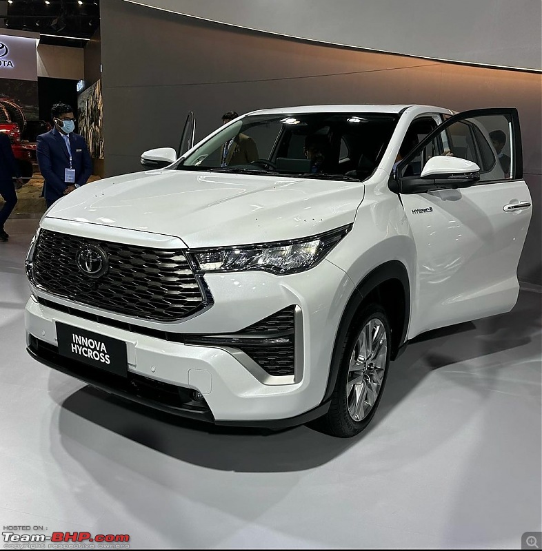 Toyota Innova Hycross Review-smartselect_20230116102737_instagram.jpg