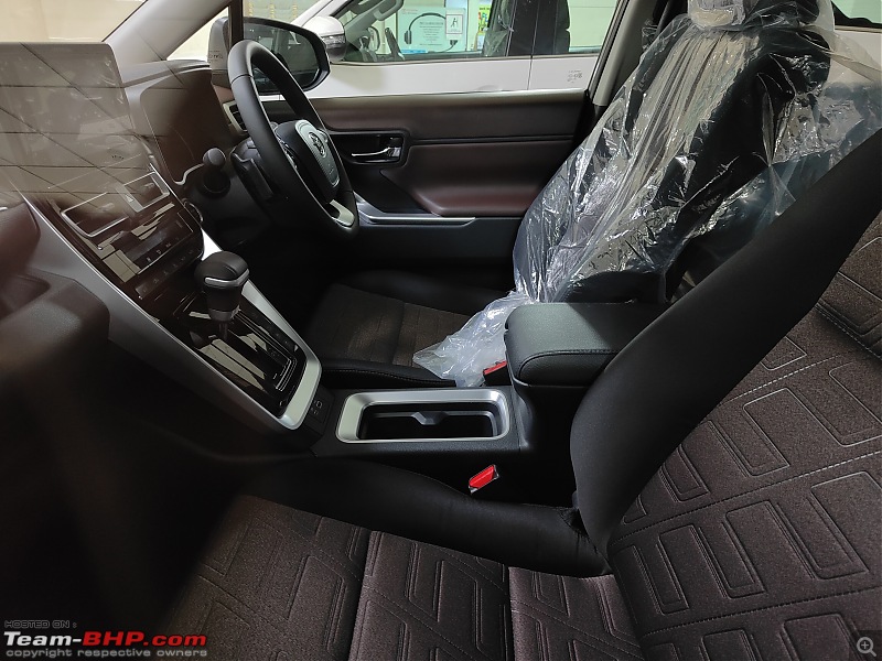 Toyota Innova Hycross Review-img20230215134120.jpg