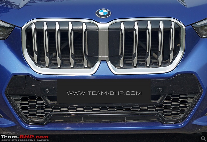 BMW X1 Review-2023_bmw_x1_exterior_10.jpg