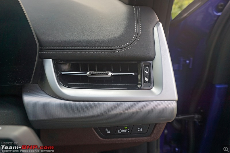 BMW X1 Review-2023_bmw_x1_interior_15.jpg