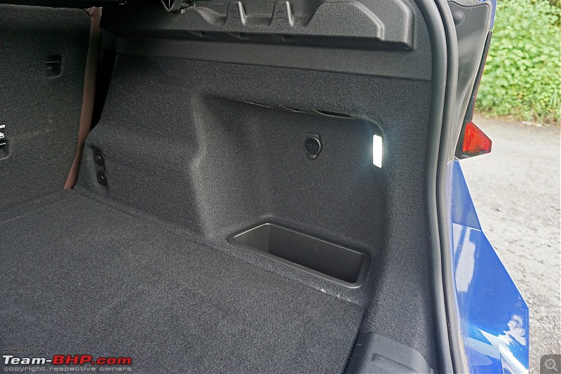 BMW X1 Review-2023_bmw_x1_interior_71.jpg
