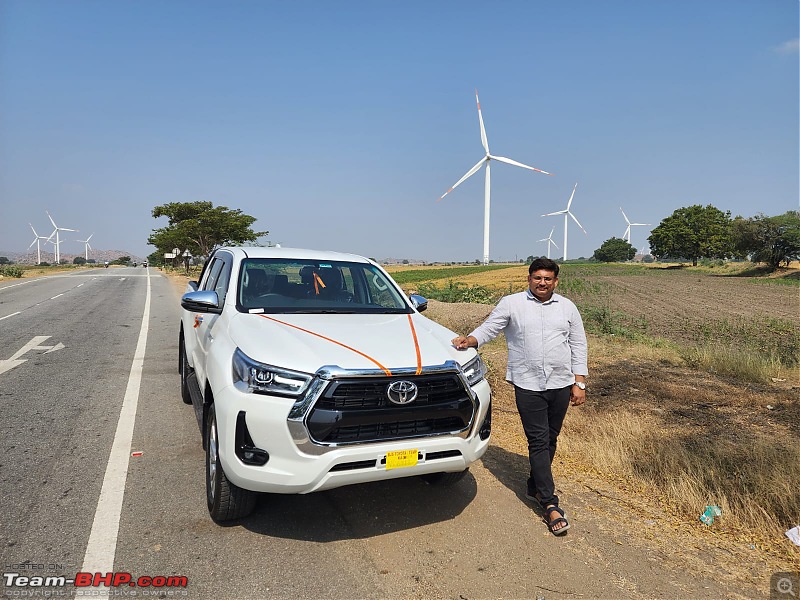 Toyota Hilux Review-whatsapp-image-20240121-10.05.40-pm-1.jpeg