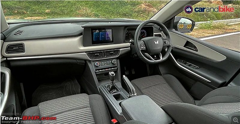 Toyota Innova Hycross Review-ax5.jpeg