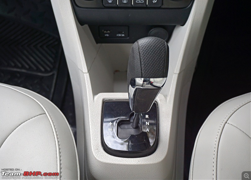 Tata Tigor iCNG AMT Review-2024_tata_tigor_cng_amt_interior_28.jpg