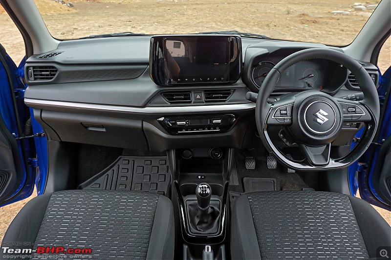2024 Maruti Swift Review-2024_maruti_swift_interior_01.jpg
