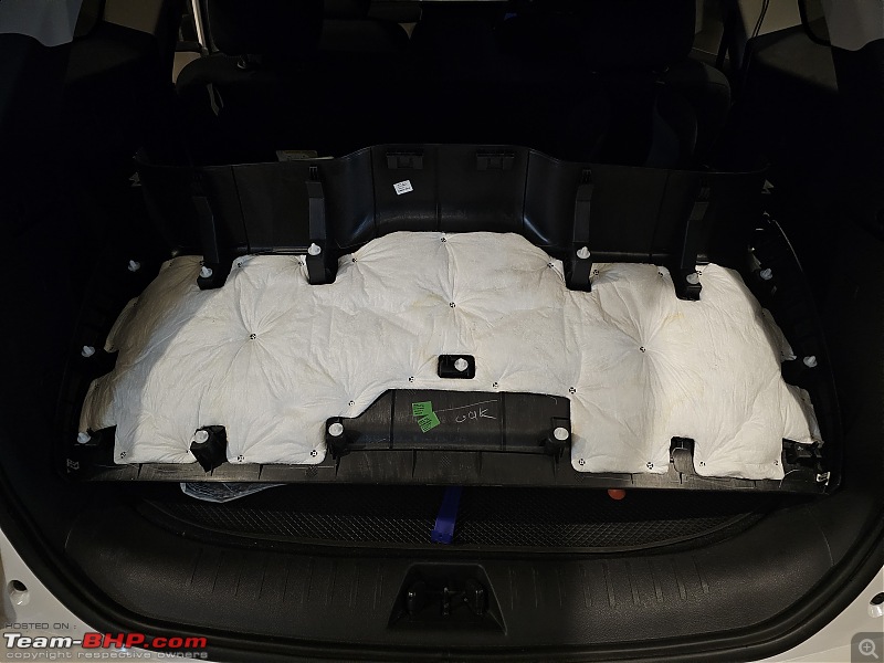 Mahindra XUV700 Review-tail-panel-removed.jpg