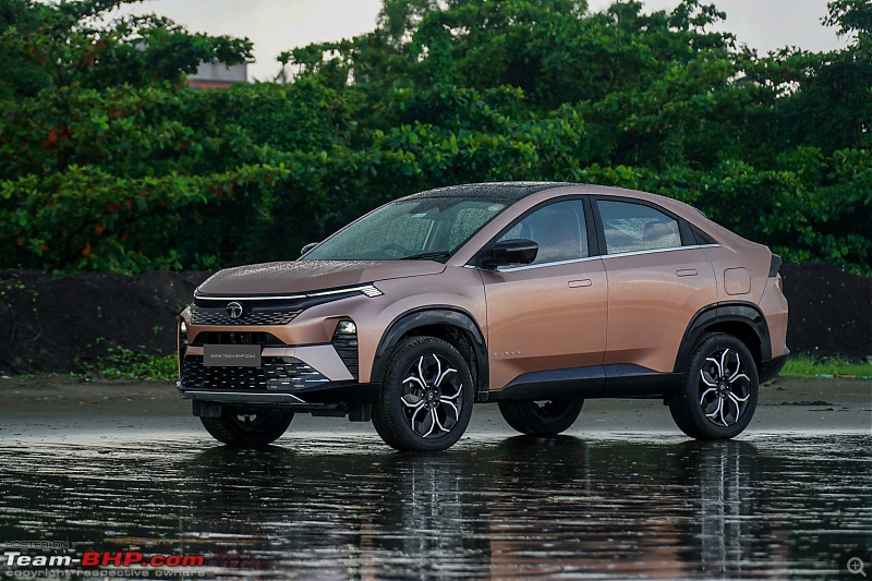 Tata Curvv Review-2024_tata_curvv_ice_exterior_01.jpg