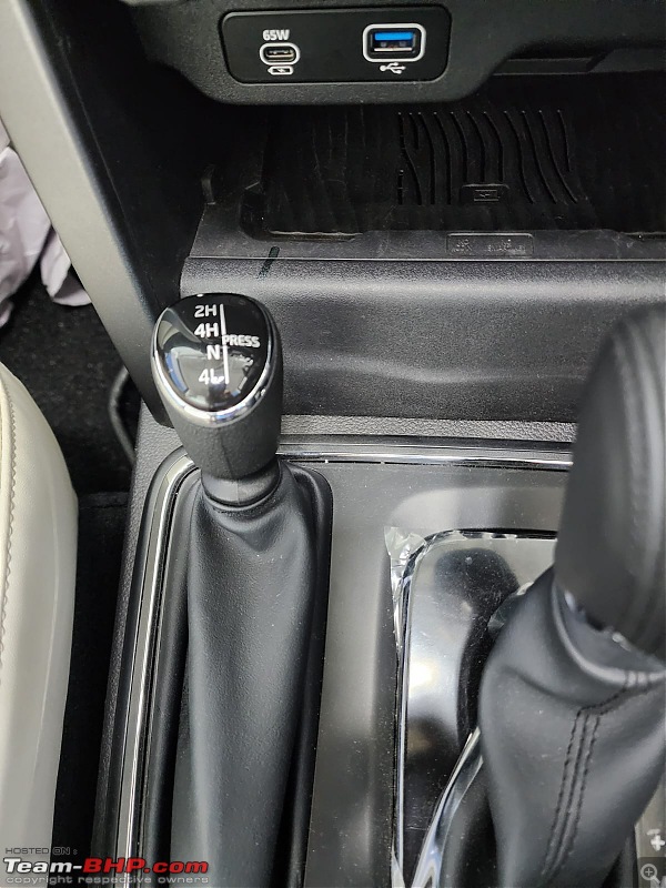Mahindra Thar Roxx Review-whatsapp-image-20240922-16.00.22-1.jpeg
