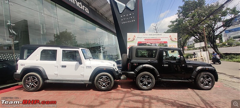 Mahindra Thar Roxx Review-00-tharssidebyside.jpeg
