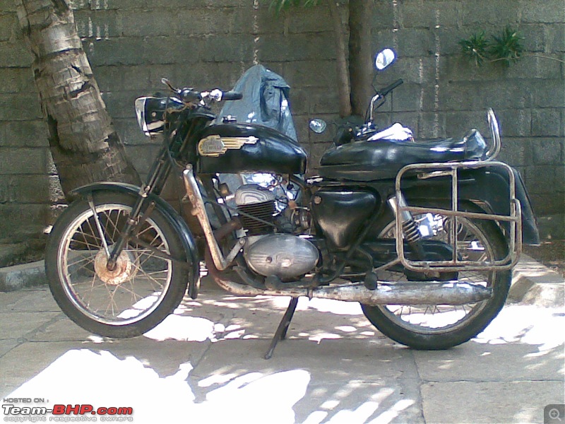 My 1969 Royal Enfield Sherpa 175cc with Villers engine-19052008.jpg