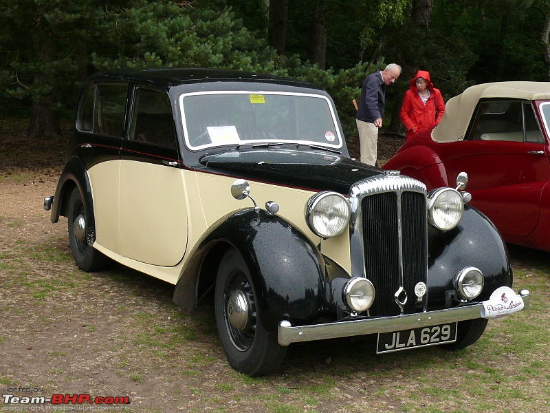 Daimler Tales - 1947 Daimler DB18 Luxury Saloon-800pxdaimler_db18_5917685705_1b5a34140c_o.jpg