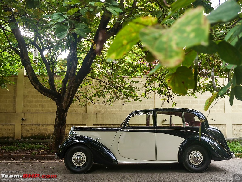 Daimler Tales - 1947 Daimler DB18 Luxury Saloon-10.jpg