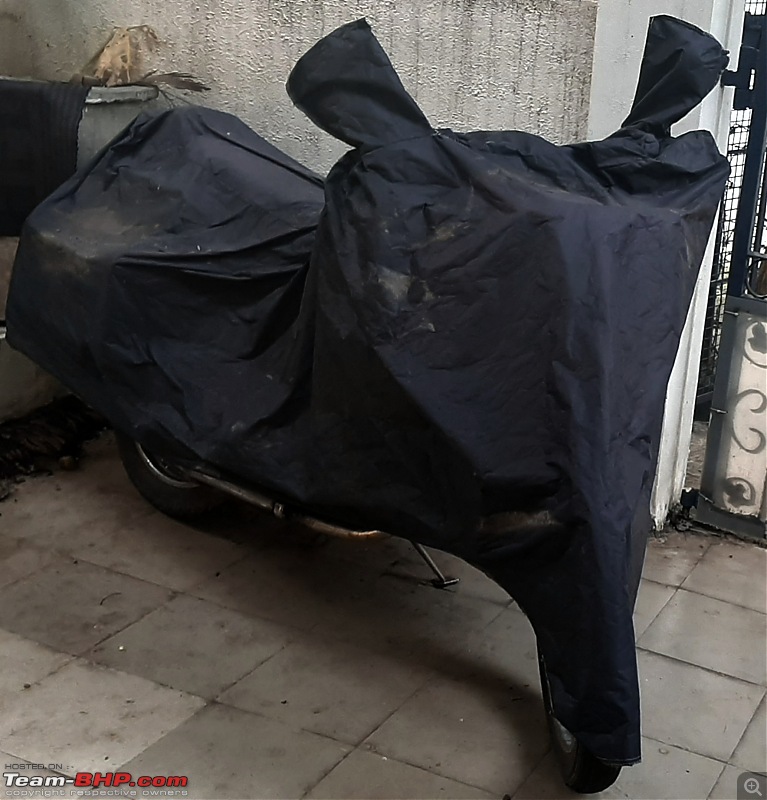 Ride to the new ISKCON on a Rajdoot 175-bodycover.jpg