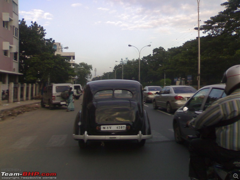 Spotted: Old Classic Car @ Chennai. EDIT : It's a Humber Snipe-04122009009.jpg