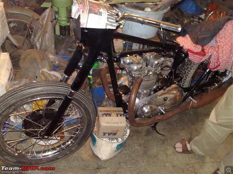 Restoring a Triumph 5T Speed Twin-01.jpg