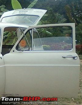 Bone Stock 1967 VW Variant-9.jpg