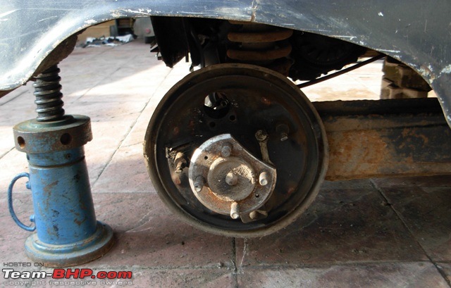 A Rare Find - My Bajaj PTV (Peoples / Private Transport Vehicle)-brakes-hub-r.web.jpg