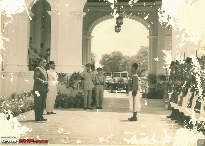 Cars of HH Nawab Sadiq M Abbasi V of Bahawalpur, Pakistan-president-sikandar-mirza-hh-sg-palace.jpg