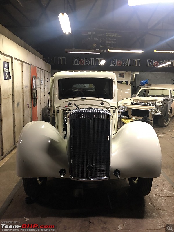 The 1937 Daimler EL24 Limousine of Kolhapur-30.jpg