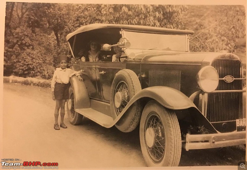 Cars of HH Nawab Sadiq M Abbasi V of Bahawalpur, Pakistan-1929-oldsmobile-tourer-bahawalpur-sahibzada-haroon-ur-rashid-playing-steering-.jpg.jpeg
