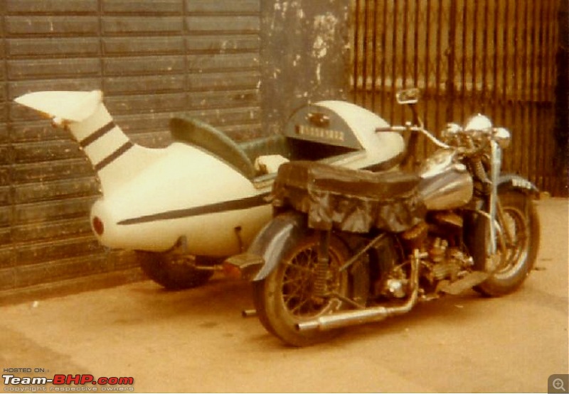 Harley Davidson's in India-hd-model-u-1940-kashmiri-gate-delhi.jpg