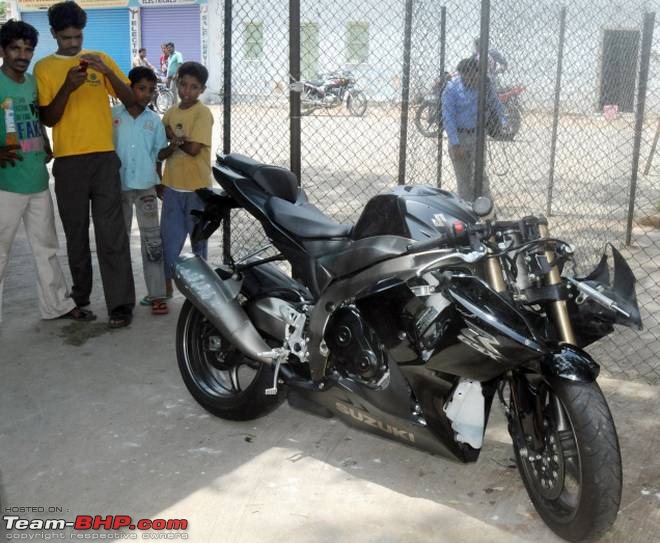 Superbike crashes in India-th11_bike.jpg