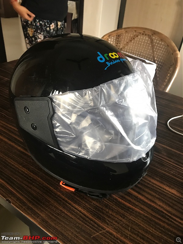 ISI Helmet for INR 9/- only! Droom.in sale on 15th June 2017-img_3225.jpg