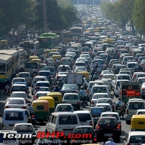 Things they dont teach you at an Indian driving school-trafficjam.jpg