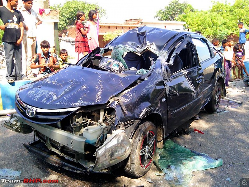 Accidents in India | Pics & Videos-etios7.jpg